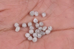 2 Stück 4-4,5 mm Natürlicher Weißer Rundlicher Rohdiamant Weißer Ungeschliffe... - Bild 1 von 5