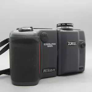Nikon Digital Camera Coolpix 995 3.2MP Black Tested - Picture 1 of 8