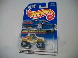 Hot Wheels señales mixtas #1 de 4 Street Roader 18799 1997 Mattel 1:64 fundido a presión - Imagen 1 de 4