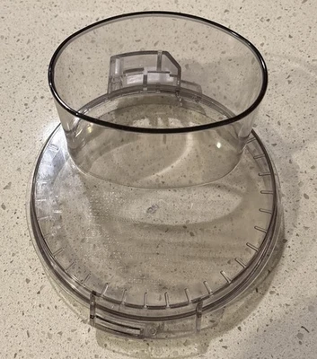Cuisinart Pro Custom 11 Food Processor DLC-8 Lid Chute Parts DLC 877B - Image 1 of 4