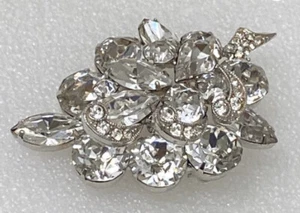 Vintage Weiss Grape Cluster Crystal Rhinestone Brooch - Picture 1 of 4
