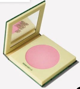 MAC X STRANGER THINGS Powder Blush FRIENDS DON'T LIE Ltd Ed .21oz/6 gm NIB - Picture 1 of 5