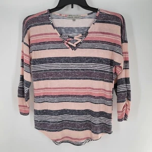 Absolutely Famous Knit Blouse Womens Small Stretch Pink Blue Striped 3/4 Sleeve - Picture 1 of 2