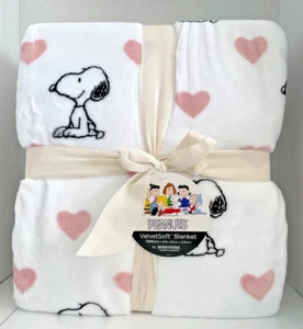 Peanuts Snoopy Sitting Hearts Blanket Twin 60X90 - NEW - Picture 1 of 4