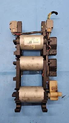 🔥06-11 CADILLAC DTS BUICK LUCERNE FRONT LEFT DRIVER MASTER SEAT MOTOR ASSEMBLY - Image 1 of 4