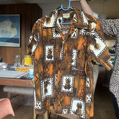 Vtg 50's Hukilau Fashion Men PINEAPPLE TIKI Hawaiian Aloha BROWN BARKCLOTH Shirt - Image 1 of 4