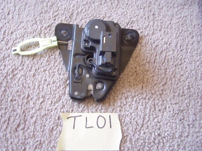 13 14 15 16 Dodge Dart tapa maletero pestillo 6815913AD 2013 2014 2015 Foto 1 de 2