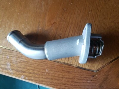 Thrmostat for 08 GMC Envoy 6 cylinder - Image 1 of 4