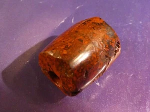 ANCIENT PRECOLUMBIAN TAIRONA DARK RED MARRON BANDED JASPER BARREL BEAD LUSTRE - Picture 1 of 8