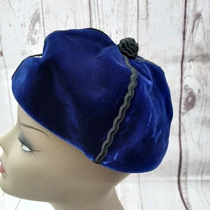 Vintage Womens Beret Hat Jauntee' Blue Velvet w/ Black Cord Trim - Picture 1 of 7