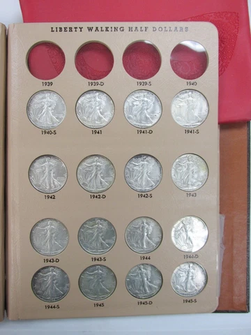 Walking Liberty Half Dollars 50c Short Set 1940 to 1947 22 Coins in Album Q1J1 Cover