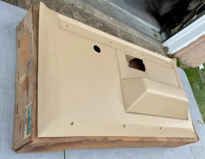 NOS OEM GM 1981-87 Chevrolet / GMC Pickup Truck RH Passenger Door Panel 82 83 84 - Image 1 of 4