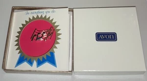 Vintage Avon Musical Staff Goldtone Pin Favorite Pastimes - Picture 1 of 10