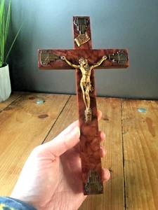 ANTIQUE ART DECO FRENCH BAKELITE GILDED WALL HANGING CRUCIFIX CHURCH CROSS JESUS - Picture 1 of 12