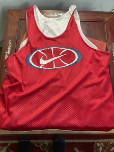 Großes rotes Vintage Nike Basketball Trikot - Bild 1 von 2
