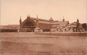 Photo PC Sacramento CA Southern Pacific Railroad Depot View c. 1910 - Picture 1 of 2