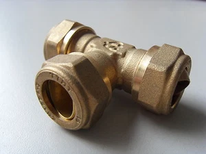 T-Stück 15 x 15 x 15 Klemmverschraubung Kupferrohr Solar Heizung Sanitär, DVGW - Picture 1 of 1