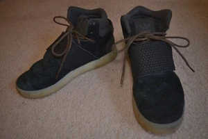 Adidas Tubular Invader Strap Black Suede Leather Shoes Youth SZ 5 *Pre-owned* - Picture 1 of 9