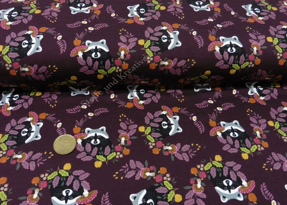 Animals in the forest Sweatstoff angeraut Hilco pflaume Kinderstoff Meterware 25 - Bild 1 von 1