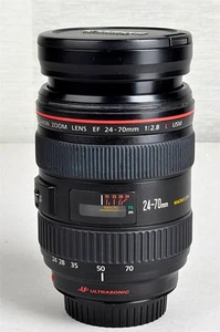 Canon EF 24-70 mm F/2.8 L USM Objektiv und Zubehör - Bild 1 von 7