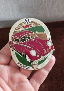 SCHÖNE EMAILLE AUTO AUTO ABZEICHEN # VW VOLKSWAGEN VETERANENTREFFEN OLDENDORF 2005 - Bild 1 von 5