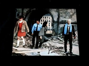 Fotografia firmata Doctor Who JILL CURZON Louise 8x10 - COA Invasione Daleks - Foto 1 di 3