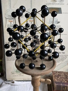 Modeles Molécule Anciens de Diamant ( carboné).Déco Chimie Cabinet De Curiosité - Afbeelding 1 van 3