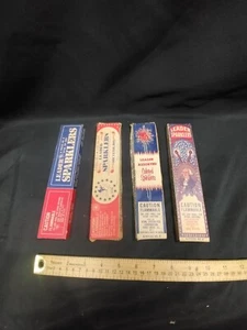 Lot of 4 Vintage Leader Sparklers "empty" Boxes - Picture 1 of 3