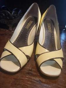 Franco Sarto Shoes Womens Size US 7.5 Cream And Brown Peep Toe Shoes - Picture 1 of 13