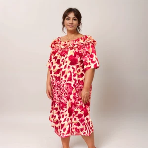 ROCKTHOSECURVES ABITO DONNA STAMPA SPLASH SCOLLO ARRICCIATO SPALLE SCOPERTE SCIOLTO FI - Foto 1 di 12
