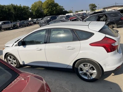 2012-2018 FORD FOCUS Front Suspension Knee Left Driver fits Gas models    976644 - Image 1 of 4