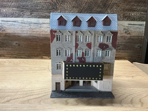 HO Scale Built Kit Faller 130449 / Pola Belaria Cinema - Bild 1 von 6