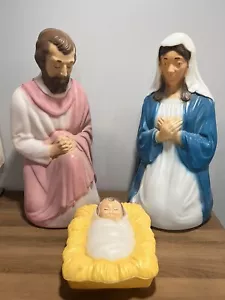 Blow Mold Nativity Scene 3 Pc 28" Lighted Mary Joseph Baby Jesus General Foam - Picture 1 of 24