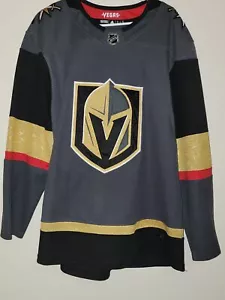 Golden Knight Hockey Jersey Size 50 - Picture 1 of 6