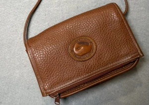 Dooney Bourke Crossbody Wallet Pebble Grain Collection Flap Closure Brown Vtg - Picture 1 of 13