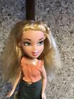 Bratz Strut It Cloe Doll In Original Outfit And Shoes