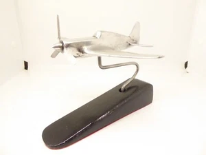 ART POPULAIRE SCULPTURE - CORSAIR - AVION / PLANE - ALUMINIUM - WWII - 11.5 Cm - Imagen 1 de 17