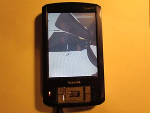 Toshiba e830 - Zdjęcie 1 z 7