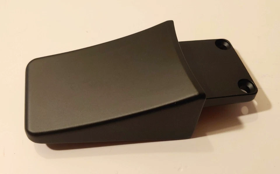 Harbor Breeze Oakham Bronze 70" Ceiling Fan Replacement Part- Blade Arm - Image 1 of 2