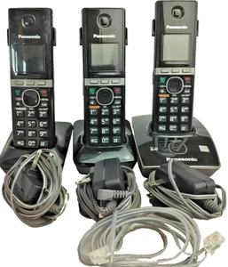 Panasonic KX-TG8051C Cordless Phone Base + 2 handsets - TESTED - Picture 1 of 3