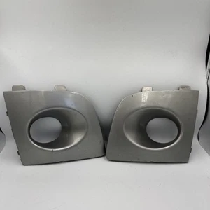 2006-2007 Subaru Impreza Fog Light Covers Pair Silver (DGM) - Bild 1 von 5