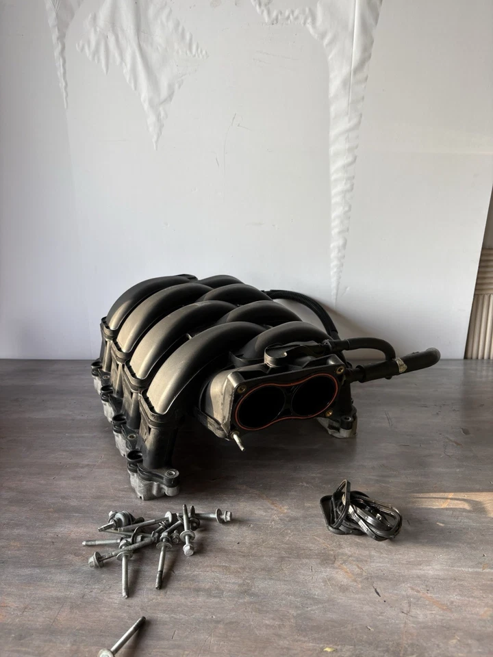 Ford Mustang GT 2006 4,6 L 3 V OEM conjunto de colector de admisión Foto 1 de 4