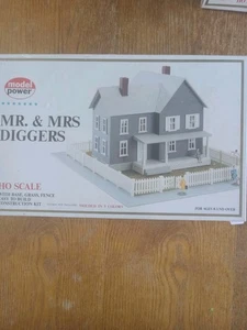 H o Scale Model Power Mr. & Mrs. Diggers - Picture 1 of 4