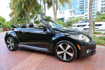 2013 Volkswagen Beetle-New 2dr DSG 2.0T w/Sound PZEV - Image 1 of 4