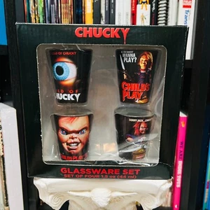 Chucky Set di Bicchieri da Gioco per Bambini Charles Lee Ray - Foto 1 di 3