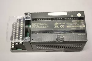 GE FANUC VERSAMAX SPS MODUL WITH CARRIER IC200ALG432E IC200CHS022 - Bild 1 von 1