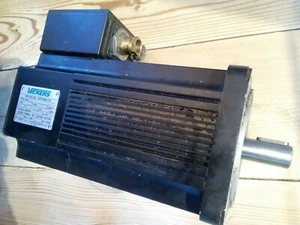 Vickers Servomotor FAS T-2-M4-044-00-02-97   3,3 KW  4500 rpm - Picture 1 of 4