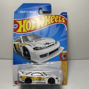 Hot Wheels HW Turbo 6/10 (2022) White LB Super Silhouette Nissan Silvia S15 Car - Bild 1 von 2