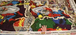Máscara de tela de algodón Super Hero Avengers Marvel remanente de material 30" x 44" - Imagen 1 de 5