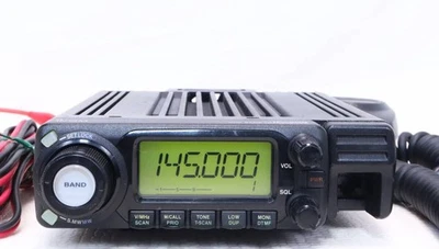 Radio mobile ICOM IC-208 144/430MHz dual band 20W nuova-conforme a spurio - Immagine 1 di 4